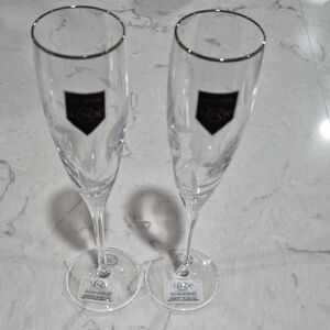 Wedding!!! Lenox Etched Crystal Champagne Flutes with Platinum Accents